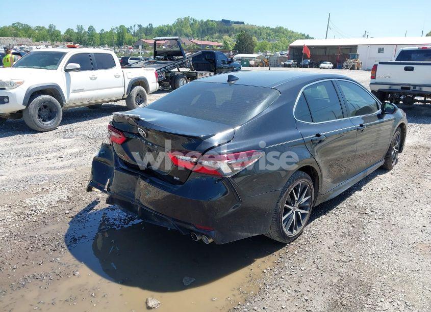 Photo 4 of 2023 Toyota Camry SE (VIN 4T1G11AK2PU097573)