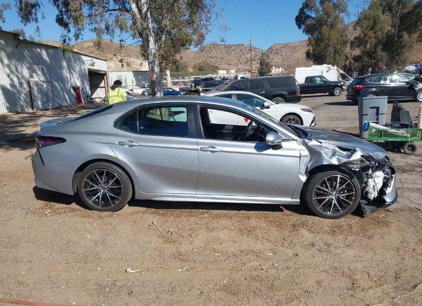 Photo 13 of 2023 Toyota Camry SE (VIN 4T1G11AK2PU157867)