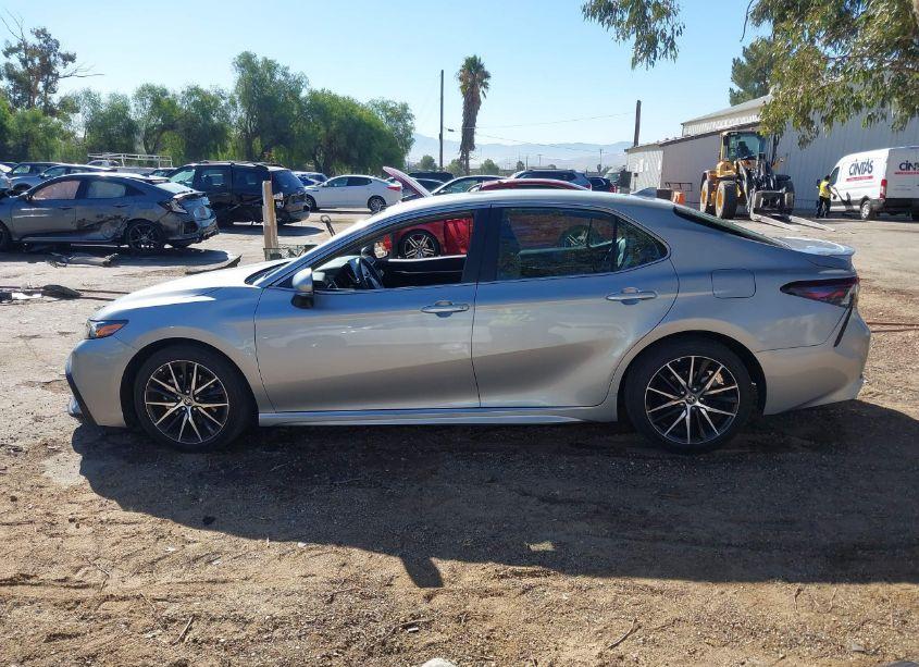Photo 14 of 2023 Toyota Camry SE (VIN 4T1G11AK2PU157867)