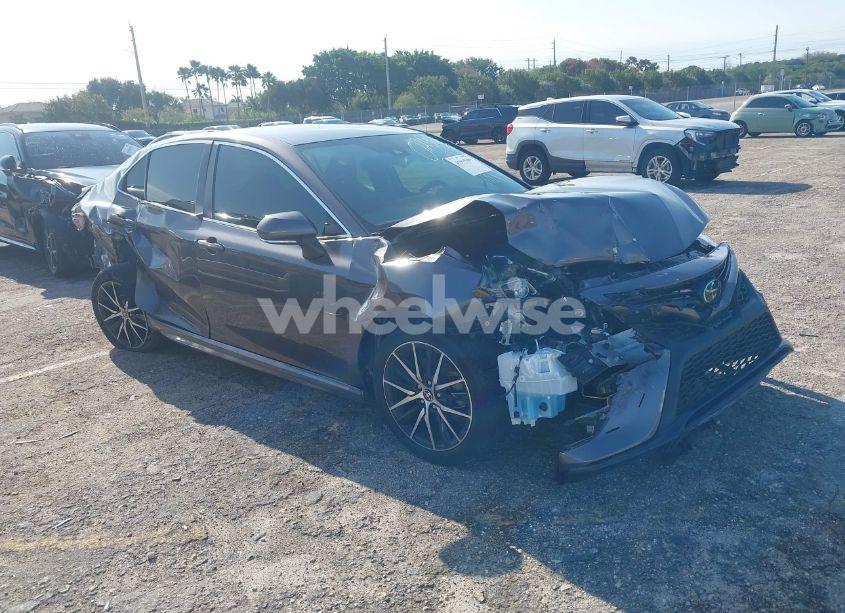 2023 Toyota Camry SE (VIN 4T1G11AK2PU730296) main photo