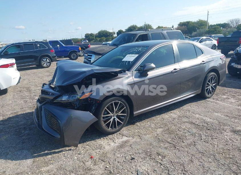 Photo 2 of 2023 Toyota Camry SE (VIN 4T1G11AK2PU730296)