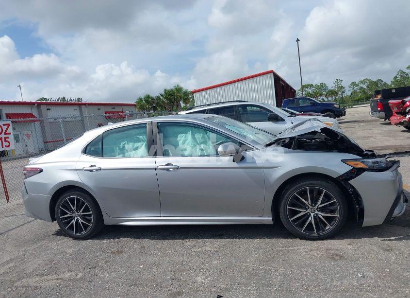 Photo 14 of 2023 Toyota Camry SE (VIN 4T1G11AK2PU735921)