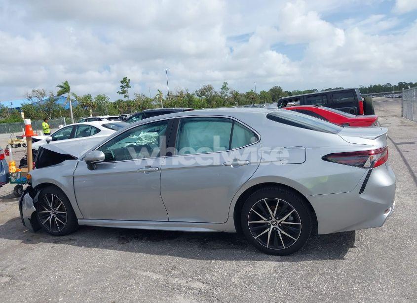 Photo 15 of 2023 Toyota Camry SE (VIN 4T1G11AK2PU735921)
