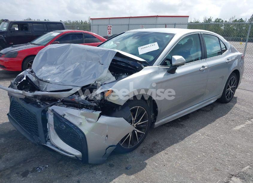 Photo 2 of 2023 Toyota Camry SE (VIN 4T1G11AK2PU735921)