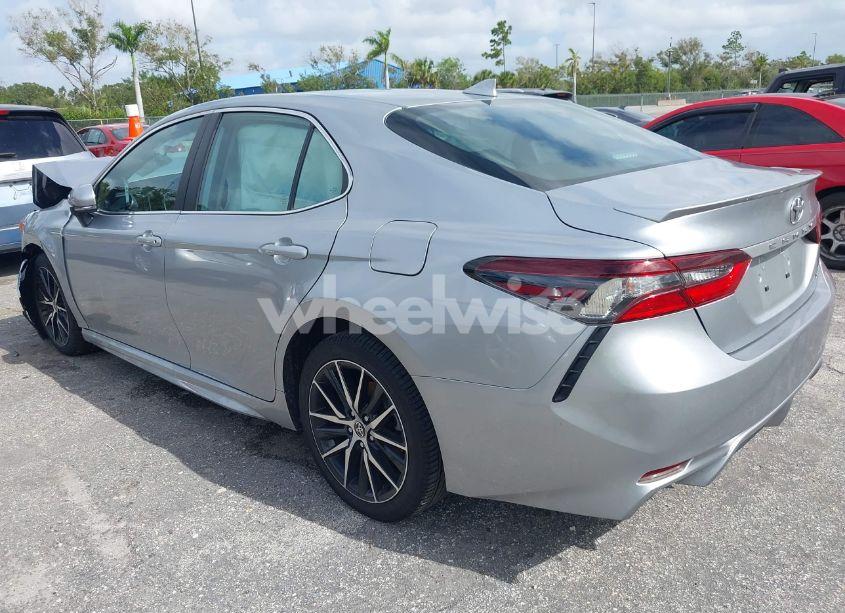Photo 3 of 2023 Toyota Camry SE (VIN 4T1G11AK2PU735921)