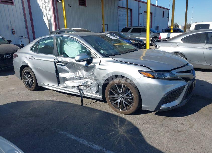 Photo 13 of 2023 Toyota Camry SE (VIN 4T1G11AK2PU740245)