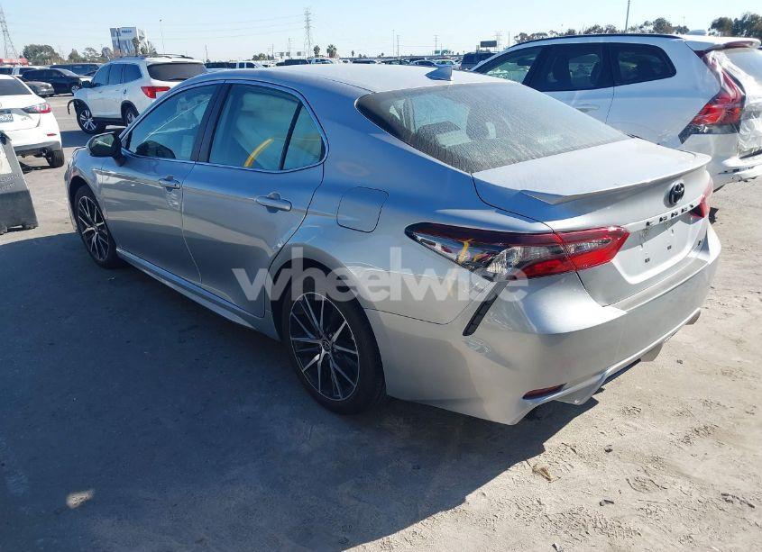 Photo 3 of 2023 Toyota Camry SE (VIN 4T1G11AK2PU740245)