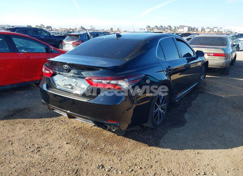 Photo 4 of 2023 Toyota Camry SE (VIN 4T1G11AK2PU758230)