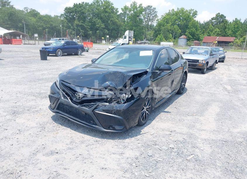 Photo 2 of 2023 Toyota Camry SE (VIN 4T1G11AK2PU788425)