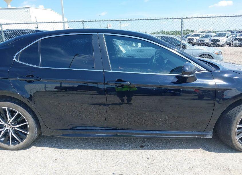 Photo 14 of 2023 Toyota Camry SE (VIN 4T1G11AK2PU791082)