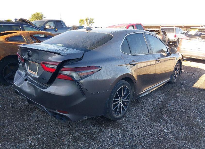 Photo 4 of 2023 Toyota Camry SE (VIN 4T1G11AK2PU800203)