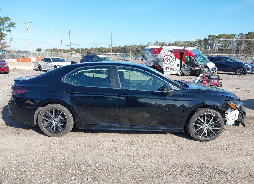 Photo 13 of 2023 Toyota Camry SE (VIN 4T1G11AK2PU811489)