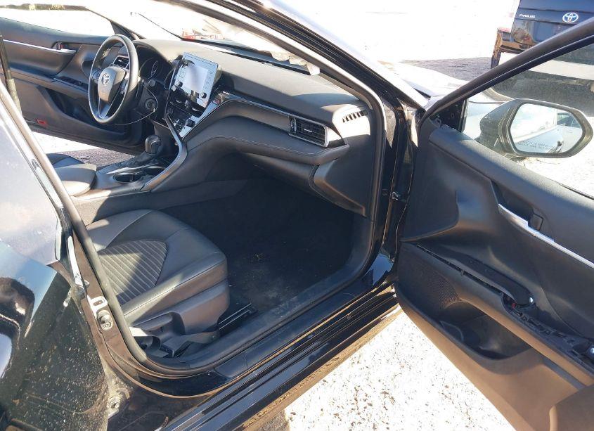 Photo 5 of 2023 Toyota Camry SE (VIN 4T1G11AK2PU811489)