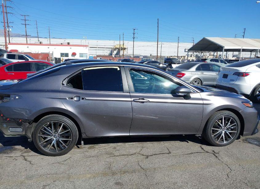 Photo 18 of 2024 Toyota Camry SE (VIN 4T1G11AK2RU194730)