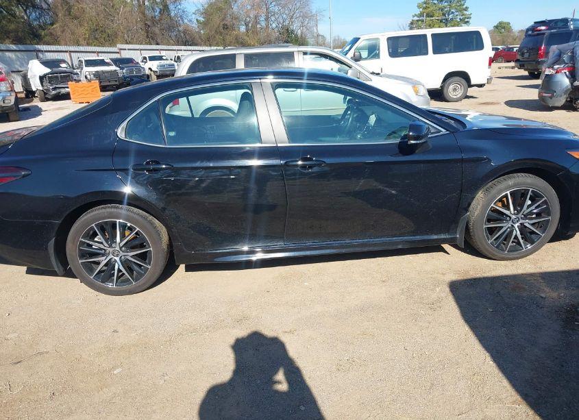 Photo 13 of 2024 Toyota Camry SE (VIN 4T1G11AK2RU215382)