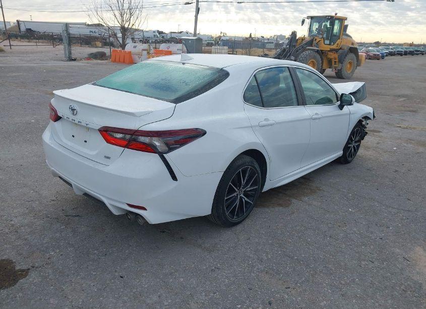 Photo 4 of 2024 Toyota Camry SE (VIN 4T1G11AK2RU238080)