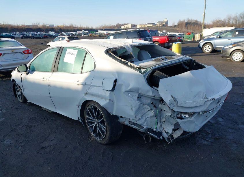 Photo 3 of 2024 Toyota Camry SE (VIN 4T1G11AK2RU261049)