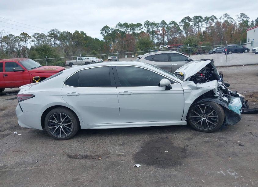 Photo 13 of 2024 Toyota Camry SE (VIN 4T1G11AK2RU265344)