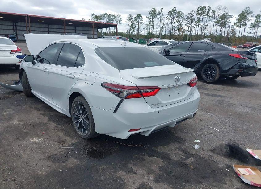 Photo 3 of 2024 Toyota Camry SE (VIN 4T1G11AK2RU265344)