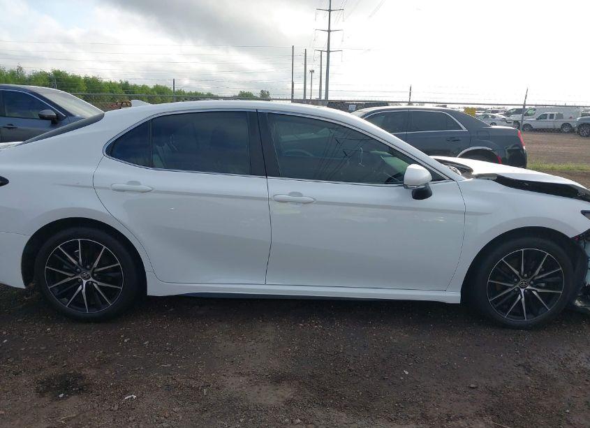 Photo 14 of 2024 Toyota Camry SE (VIN 4T1G11AK2RU866060)