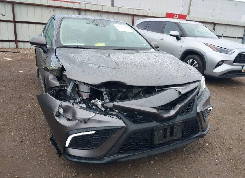 Photo 6 of 2024 Toyota Camry SE (VIN 4T1G11AK2RU902314)