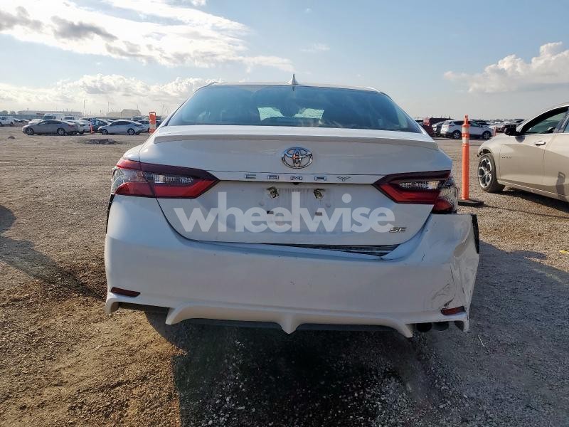 2024 TOYOTA CAMRY SE NIGHT SHADE (VIN 4T1G11AK2RU902670) main photo