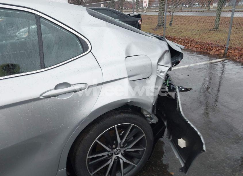 Photo 6 of 2024 Toyota Camry SE (VIN 4T1G11AK2RU907190)