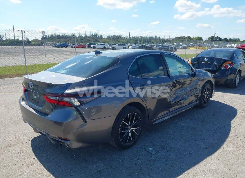 Photo 4 of 2024 Toyota Camry SE (VIN 4T1G11AK2RU919839)