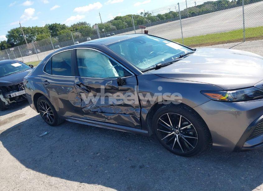 Photo 6 of 2024 Toyota Camry SE (VIN 4T1G11AK2RU919839)