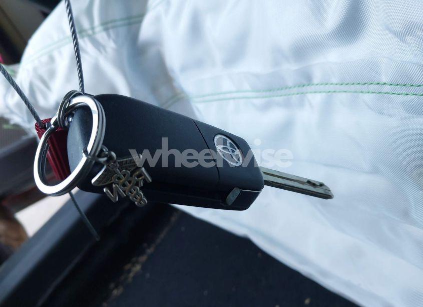 Photo 11 of 2020 Toyota Camry SE (VIN 4T1G11AK3LU309648)