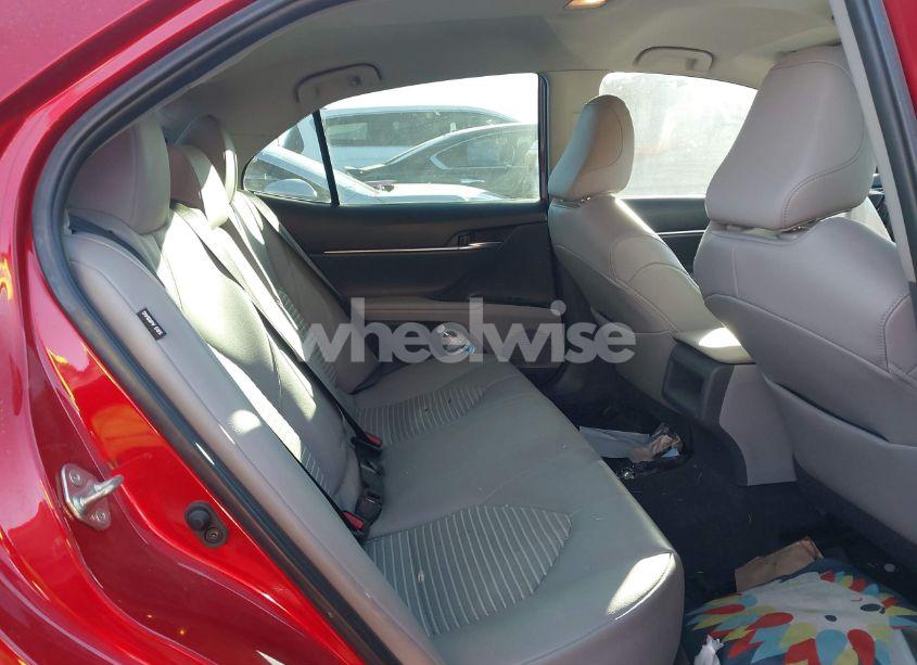 Photo 8 of 2020 Toyota Camry SE (VIN 4T1G11AK3LU309648)