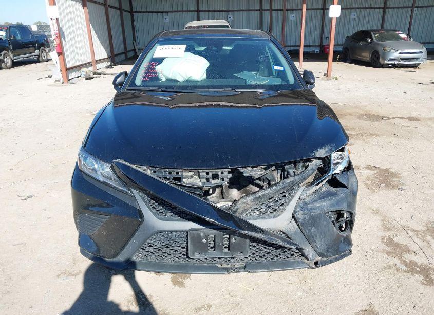 Photo 12 of 2020 Toyota Camry SE NIGHTSHADE EDITION (VIN 4T1G11AK3LU319211)