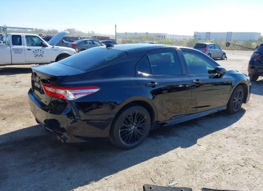 Photo 4 of 2020 Toyota Camry SE NIGHTSHADE EDITION (VIN 4T1G11AK3LU319211)