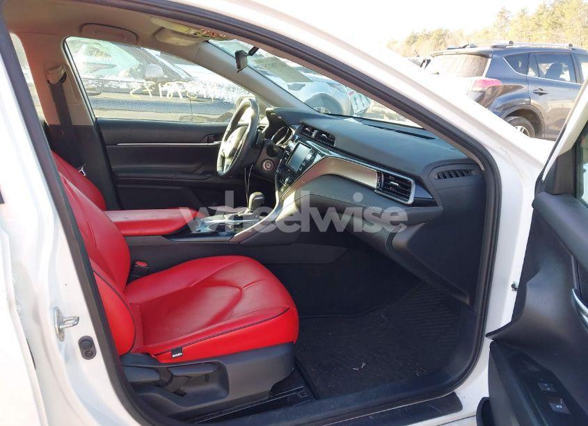 Photo 5 of 2020 Toyota Camry SE NIGHTSHADE EDITION (VIN 4T1G11AK3LU348286)