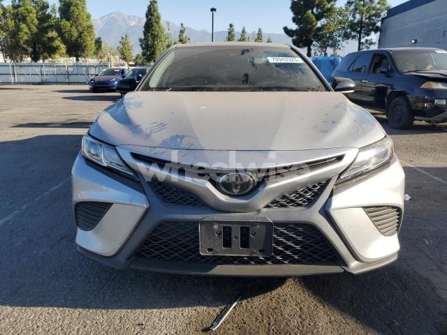 Photo 6 of 2020 TOYOTA CAMRY SE (VIN 4T1G11AK3LU348840)