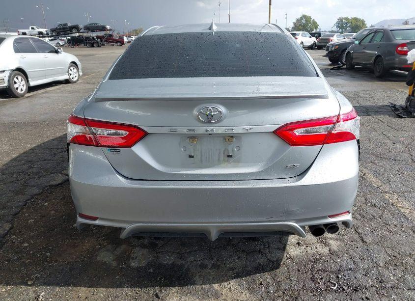Photo 18 of 2020 Toyota Camry SE (VIN 4T1G11AK3LU350796)