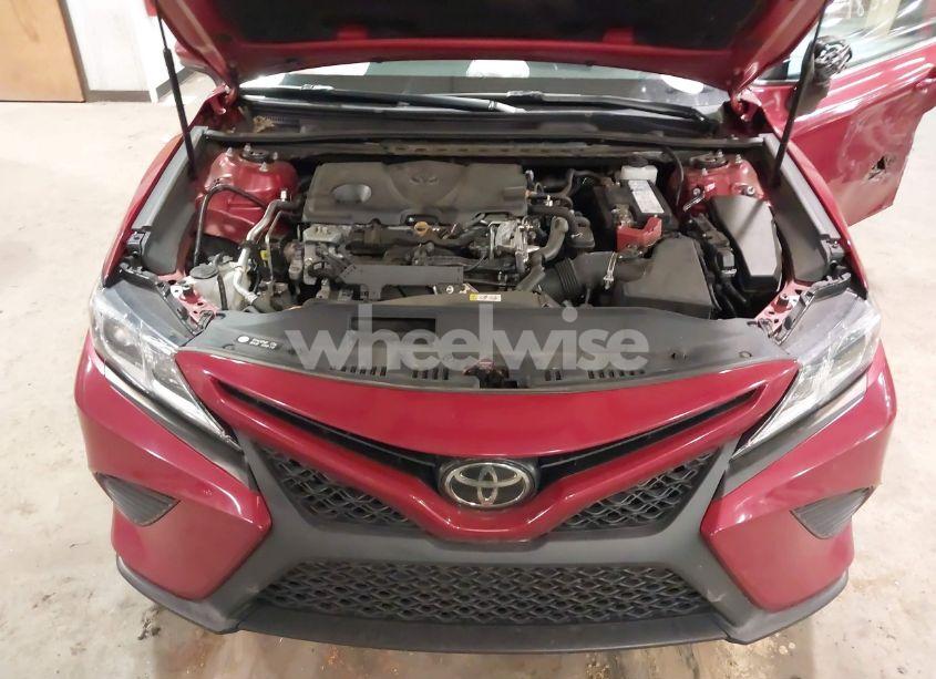 Photo 10 of 2020 Toyota Camry SE (VIN 4T1G11AK3LU374838)