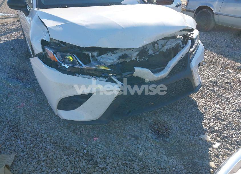 Photo 17 of 2020 Toyota Camry SE NIGHTSHADE EDITION (VIN 4T1G11AK3LU401455)