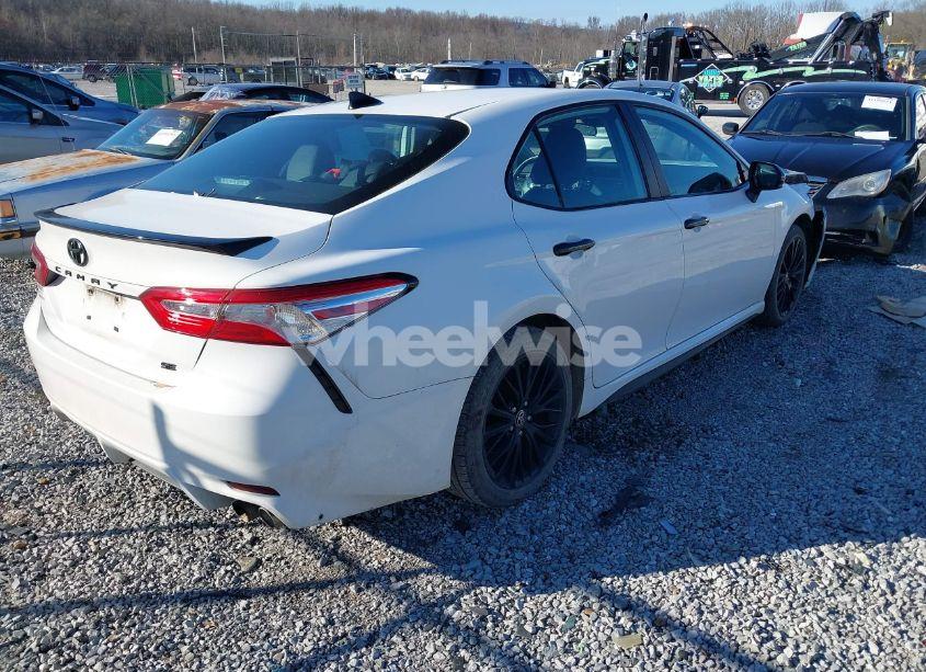 Photo 4 of 2020 Toyota Camry SE NIGHTSHADE EDITION (VIN 4T1G11AK3LU401455)