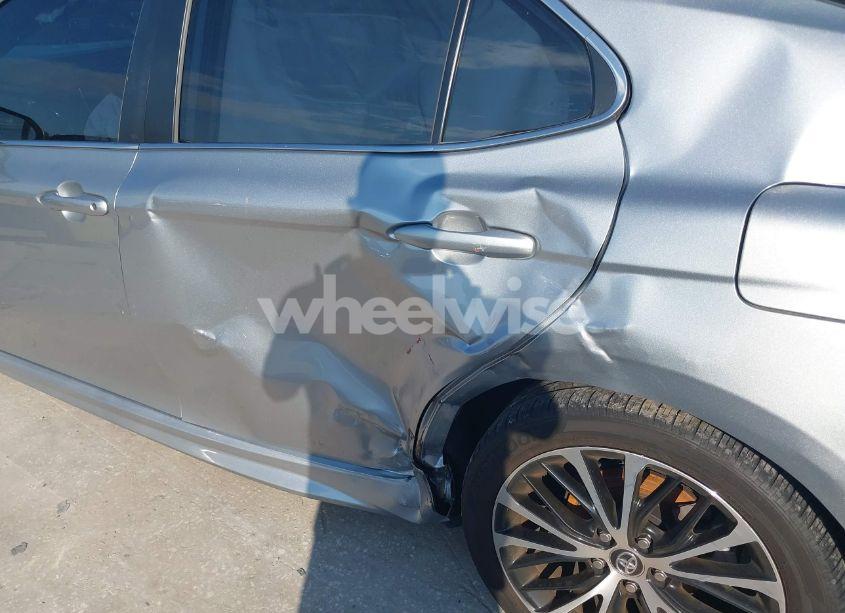 Photo 17 of 2020 Toyota Camry SE (VIN 4T1G11AK3LU875812)