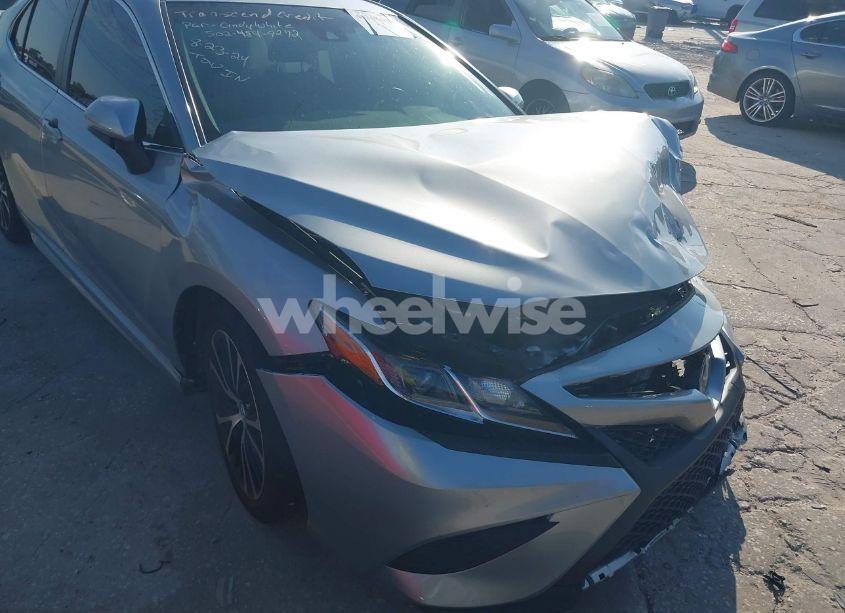 Photo 19 of 2020 Toyota Camry SE (VIN 4T1G11AK3LU875812)