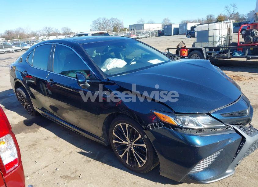 Photo 13 of 2020 Toyota Camry SE (VIN 4T1G11AK3LU908632)
