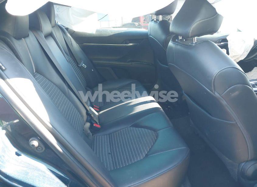 Photo 8 of 2020 Toyota Camry SE (VIN 4T1G11AK3LU908632)