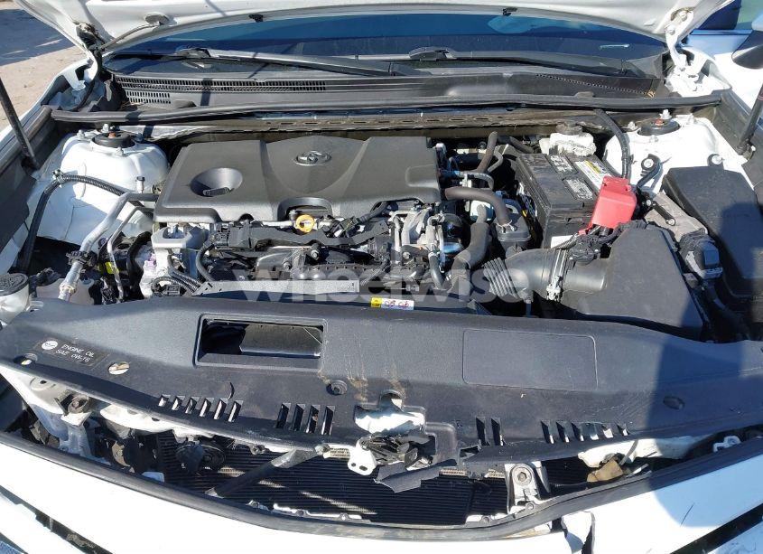 Photo 10 of 2020 Toyota Camry SE (VIN 4T1G11AK3LU916570)