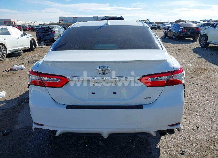 Photo 16 of 2020 Toyota Camry SE (VIN 4T1G11AK3LU916570)