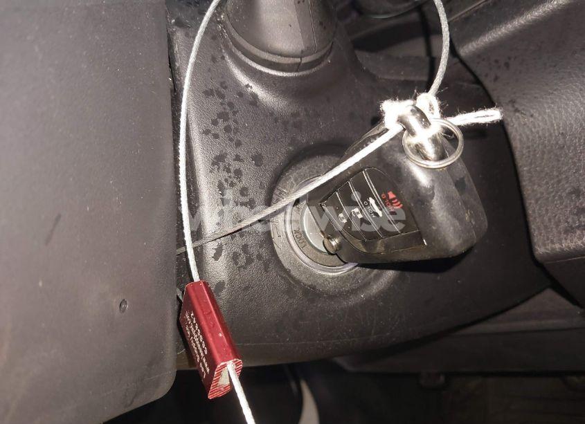 Photo 11 of 2020 Toyota Camry SE (VIN 4T1G11AK3LU986148)