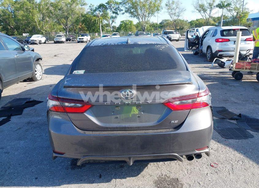 Photo 15 of 2021 Toyota Camry SE (VIN 4T1G11AK3MU408410)