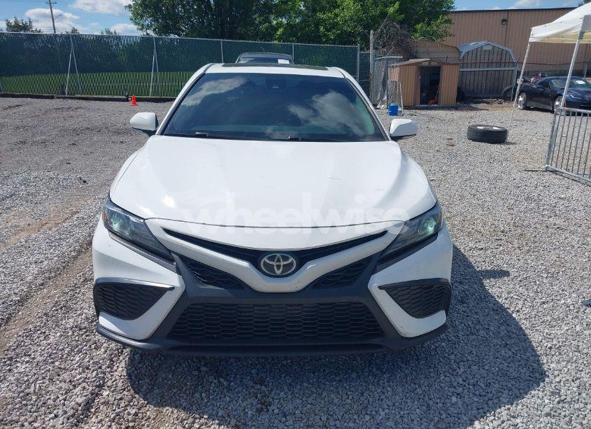 Photo 12 of 2021 Toyota Camry SE (VIN 4T1G11AK3MU410111)
