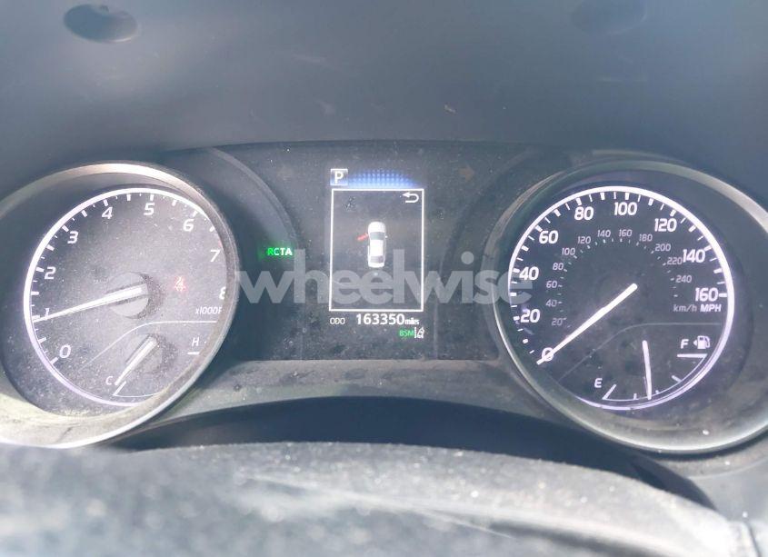 Photo 7 of 2021 Toyota Camry SE (VIN 4T1G11AK3MU410111)