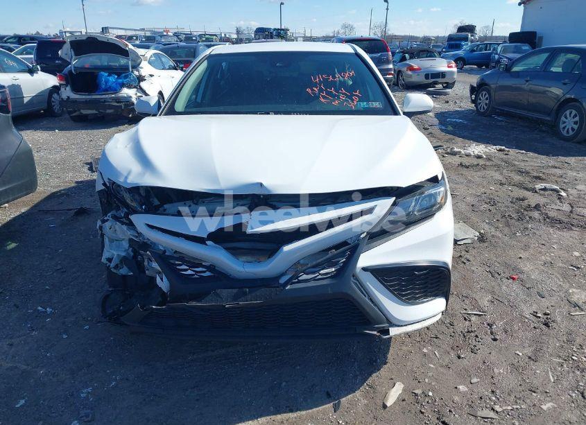 Photo 12 of 2021 Toyota Camry SE (VIN 4T1G11AK3MU413087)